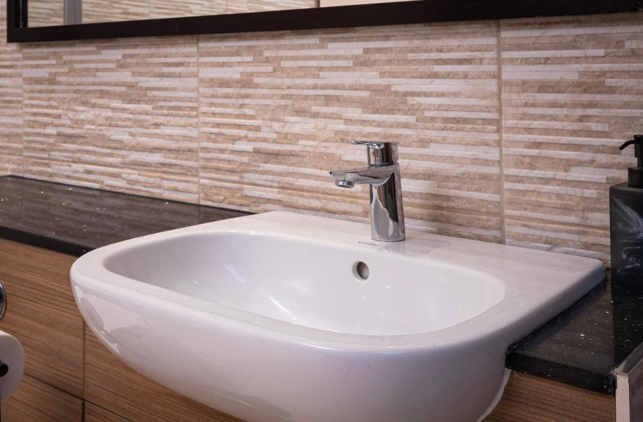 Coral Boutique Apartment 3 بلاكبول المظهر الخارجي الصورة